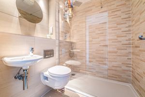 Photo 18- click for photo gallery